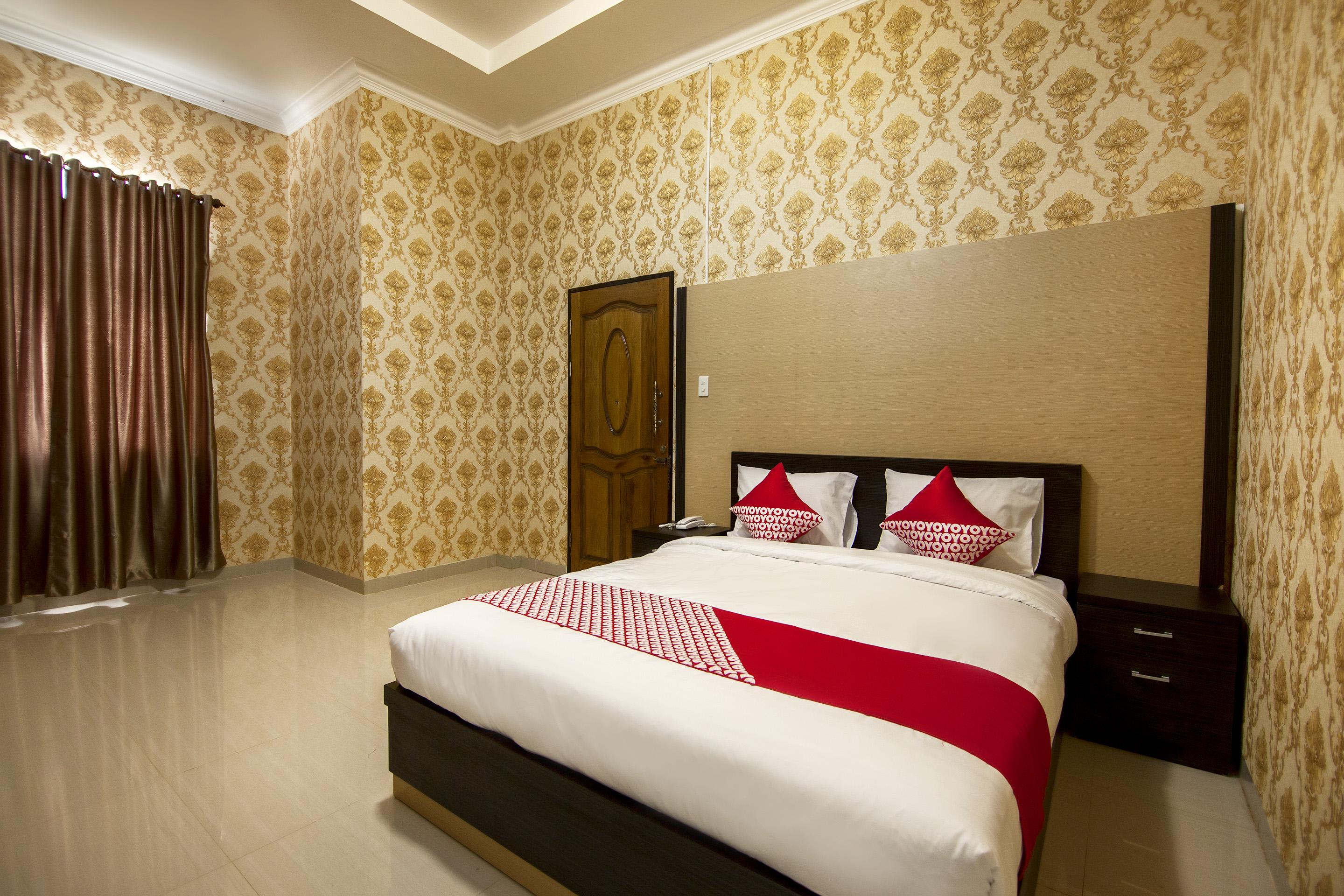 Capital O 540 Esther Hotel Balige Luaran gambar