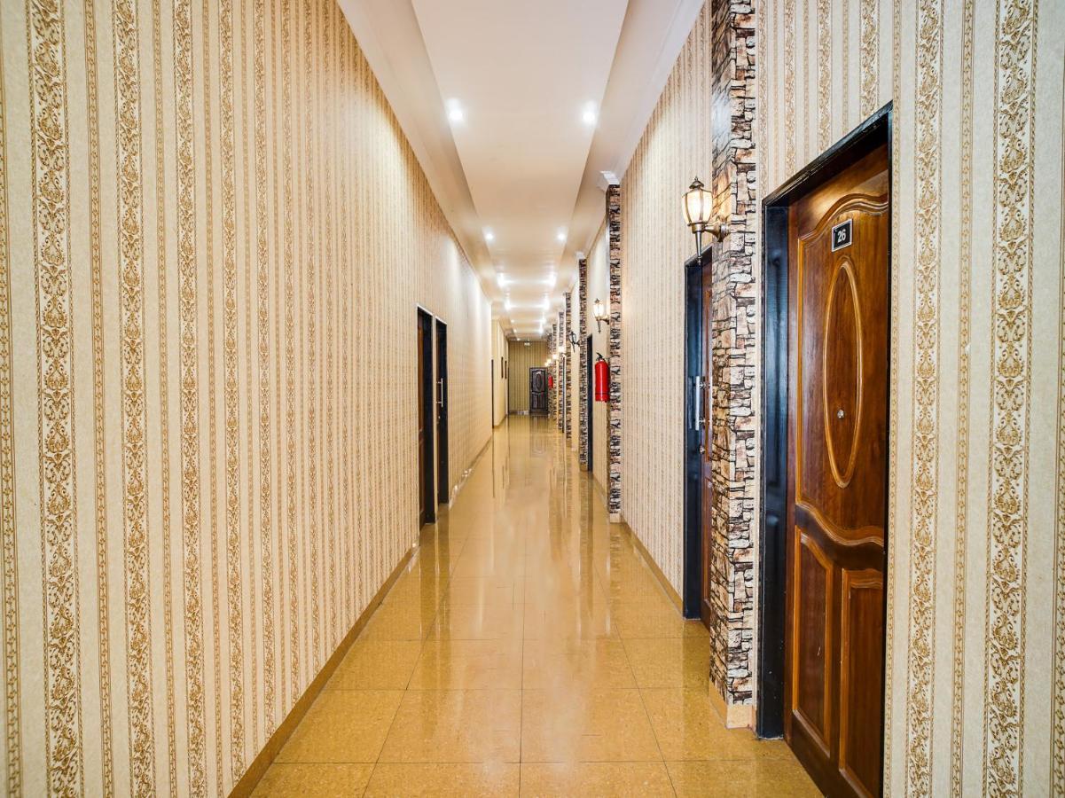 Capital O 540 Esther Hotel Balige Luaran gambar
